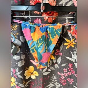 Skatie - Bonsai - Kristen Bikini Bottom - Size Medium NWT